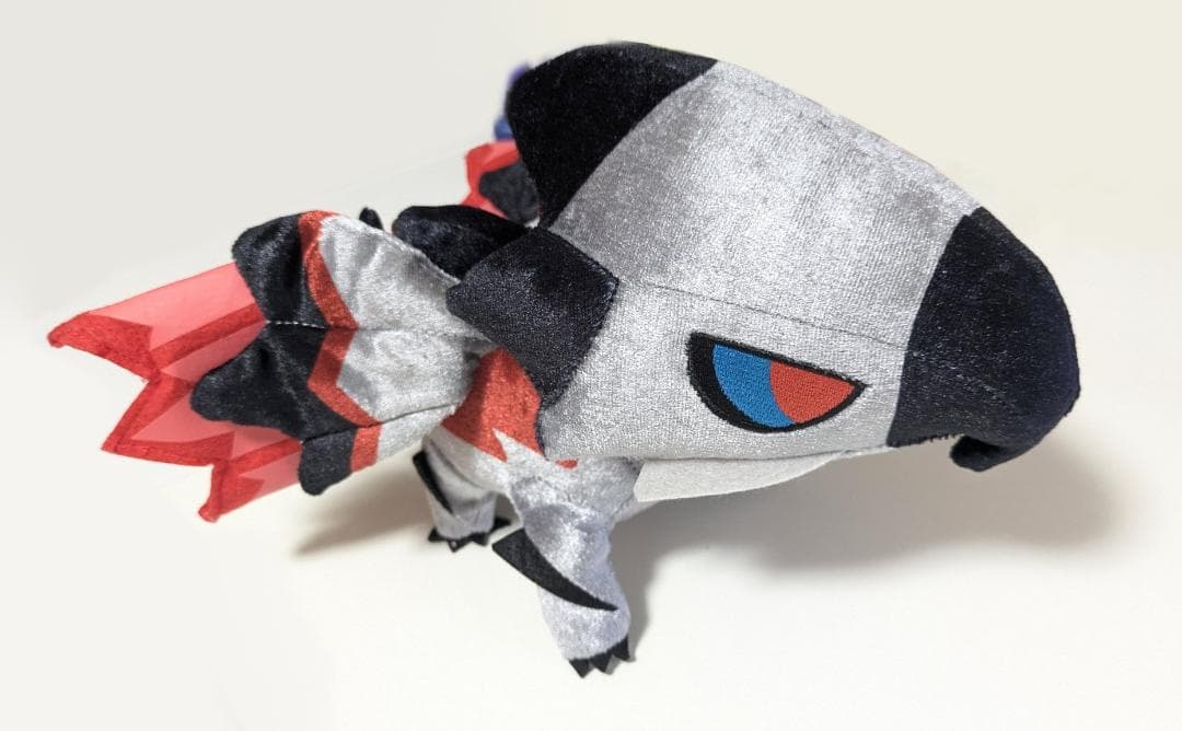 モンハン　奇しき赫耀のバルファルクぬいぐるみ【タグ付】