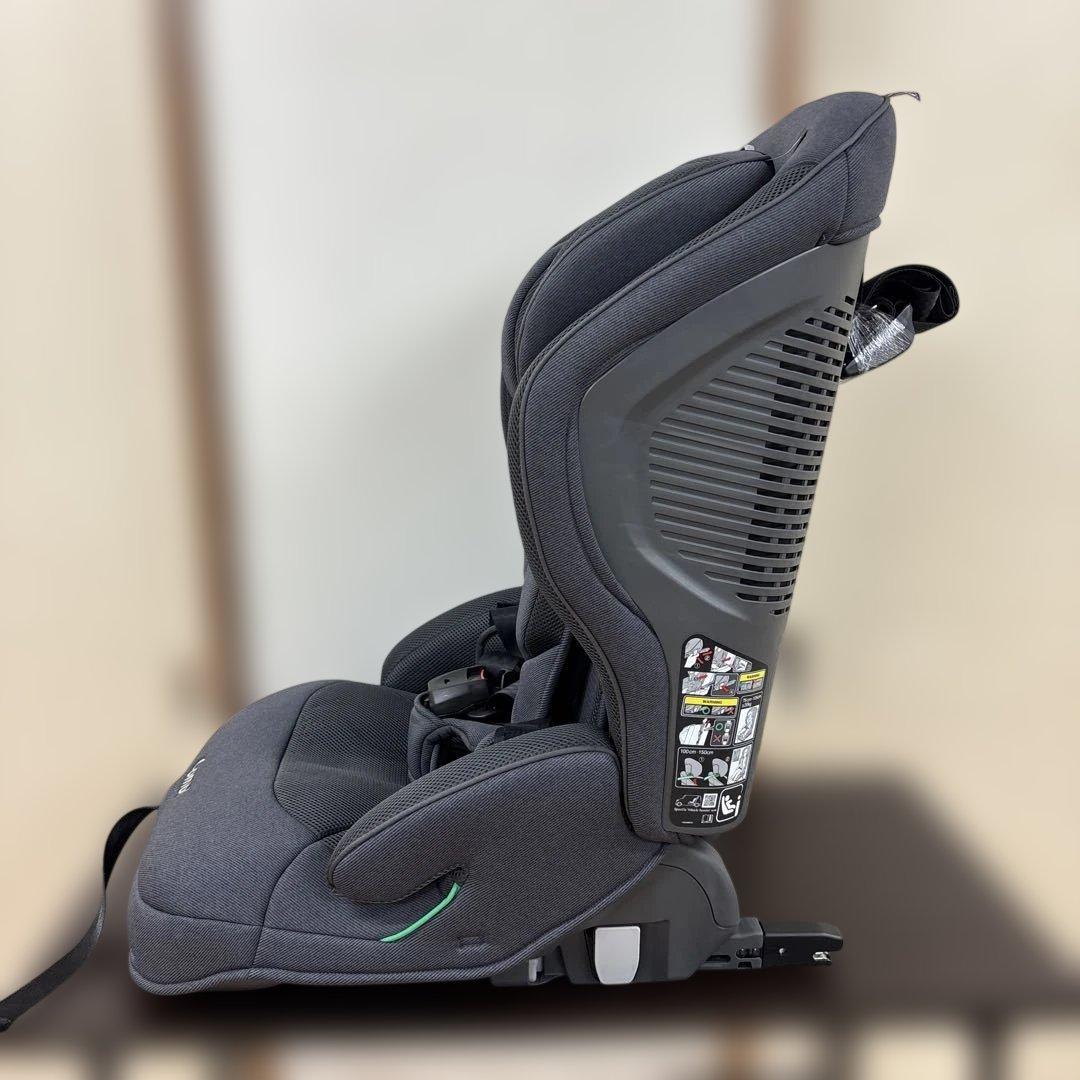 極美品　即日発送　コンビ ジョイトリップ アドバンス plus