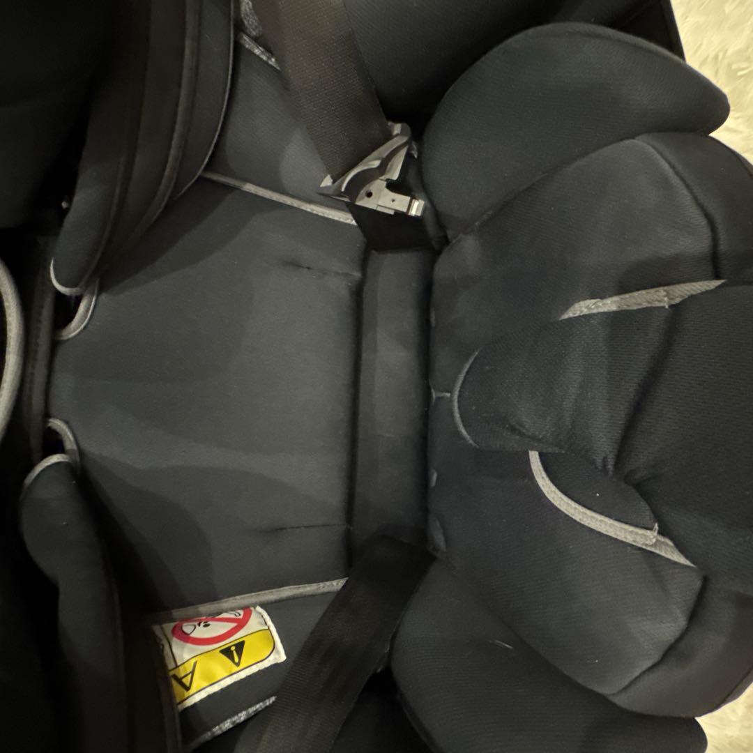 【クリーニング済】Apricaフラディア グロウ ISOFIX ブラックストーン