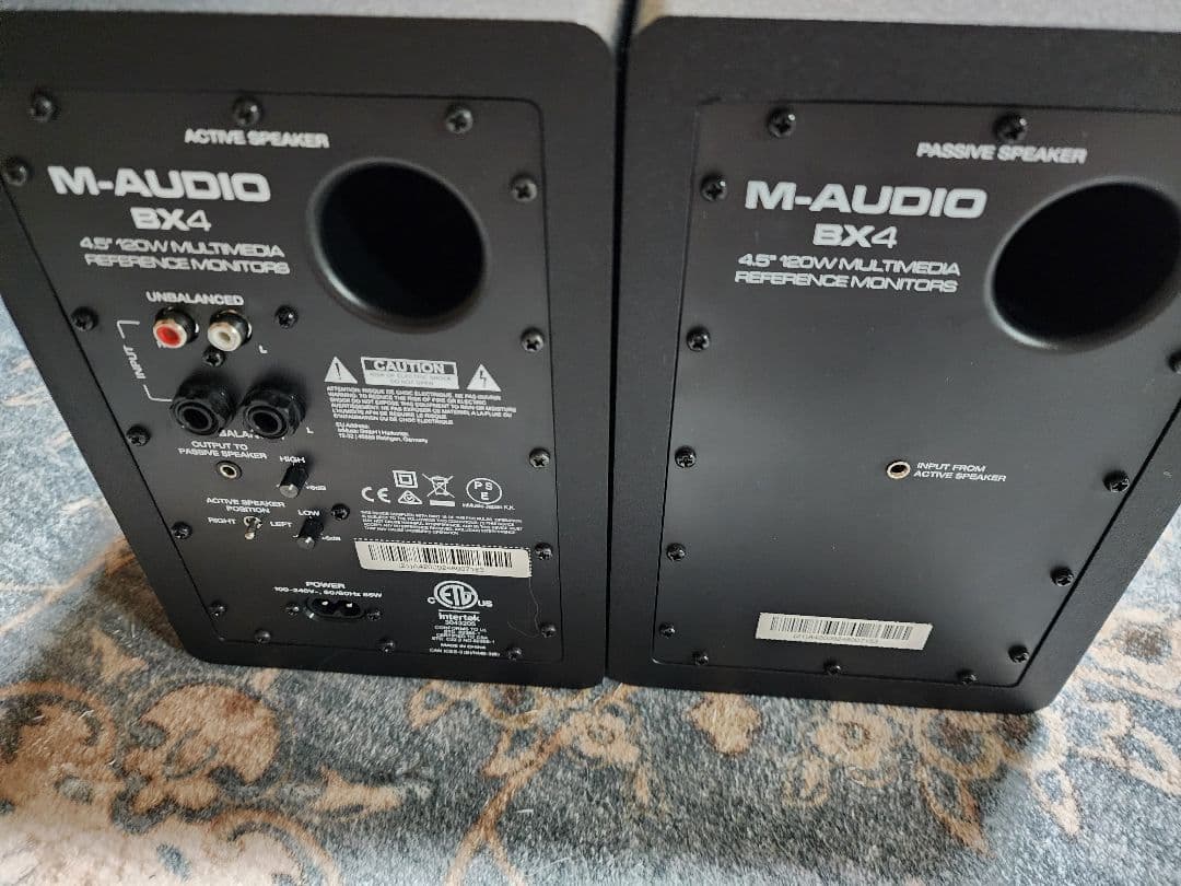 M-AUDIO BX4 スピーカー