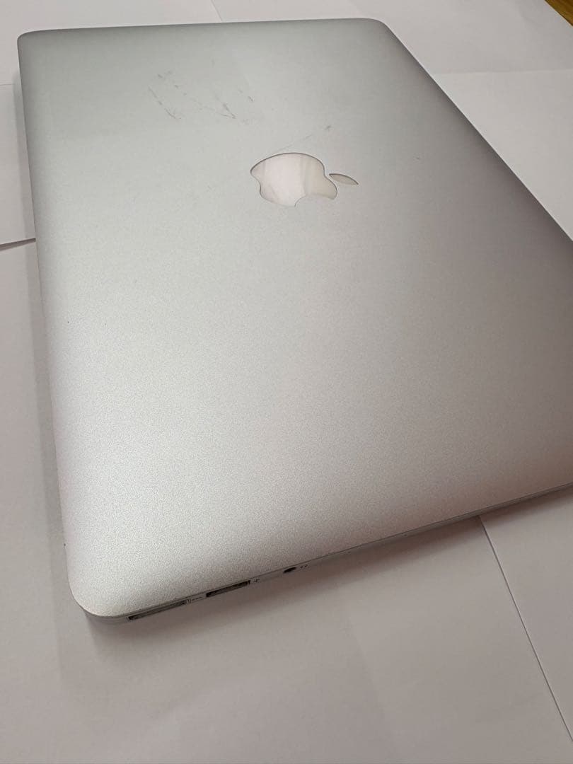 【美品】APPLE MacBook Air 2017, 13インチ