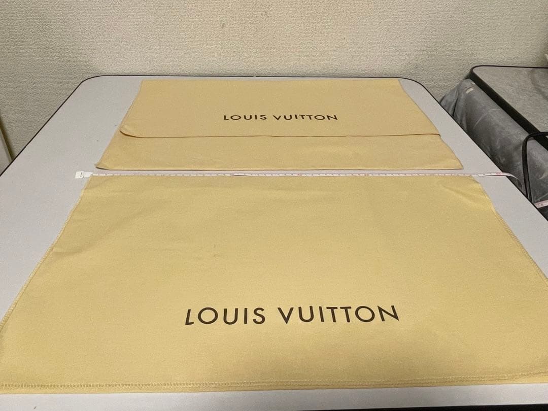 ヴィトン　LOUIS VUITTON 箱　ショッパー　袋　ラッピング