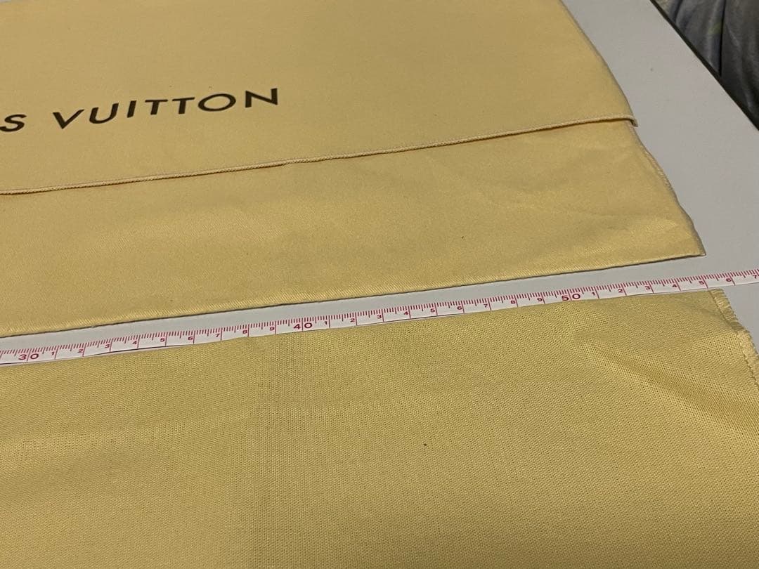 ヴィトン　LOUIS VUITTON 箱　ショッパー　袋　ラッピング