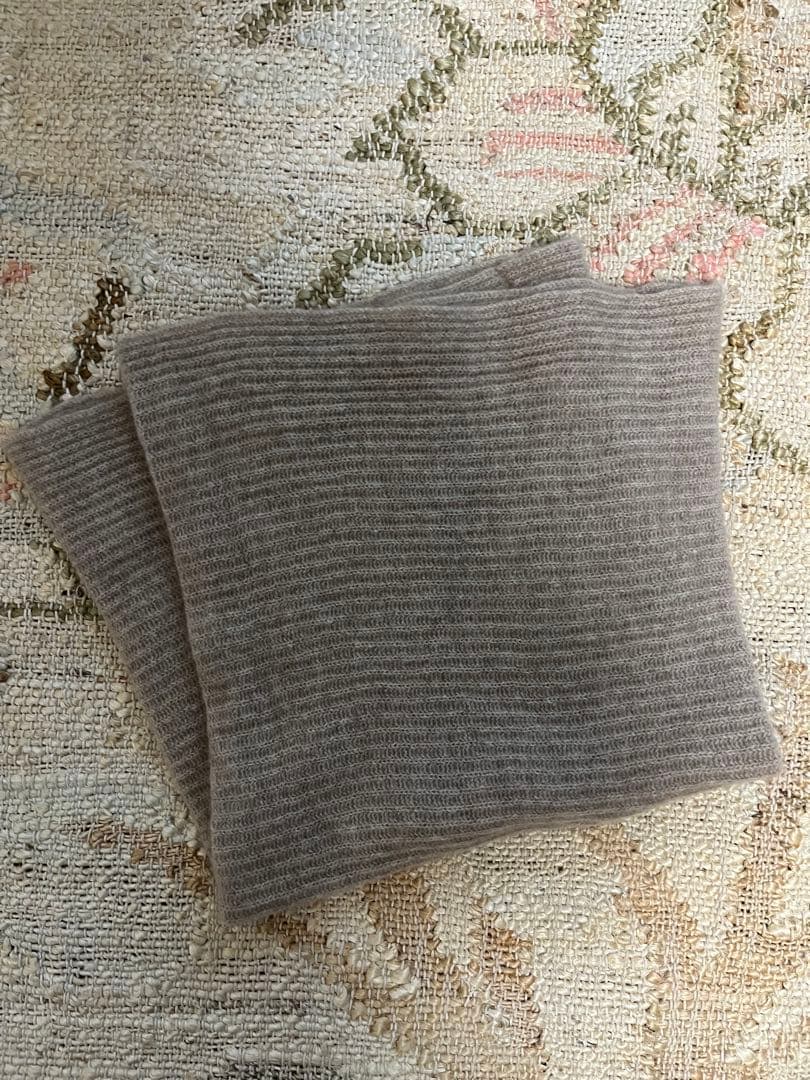 ハート オブ モンゴリア　カシミヤ　スヌード