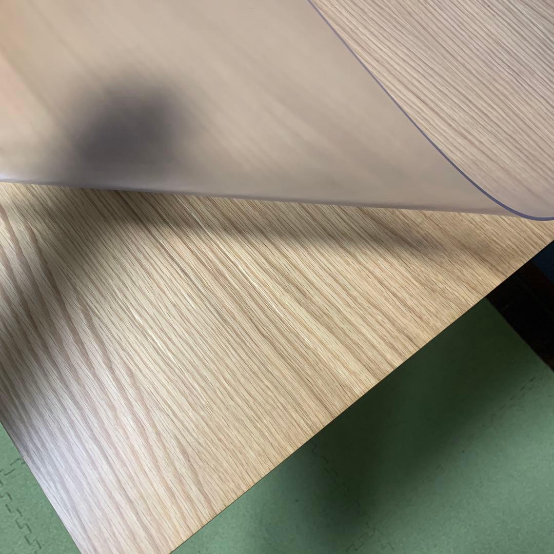 2023年製ニトリフィルン幅80㎝ダイニングテーブル　シミあり