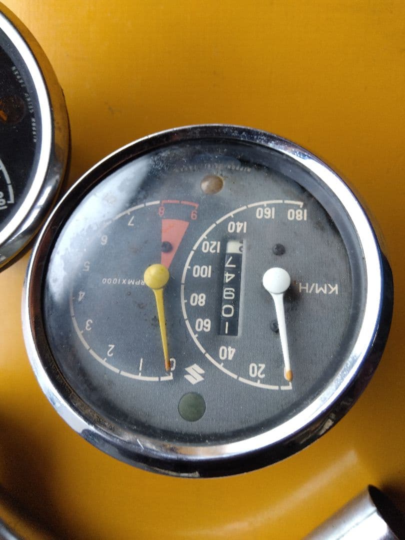 スズキT250スピードメーター、エキパイ