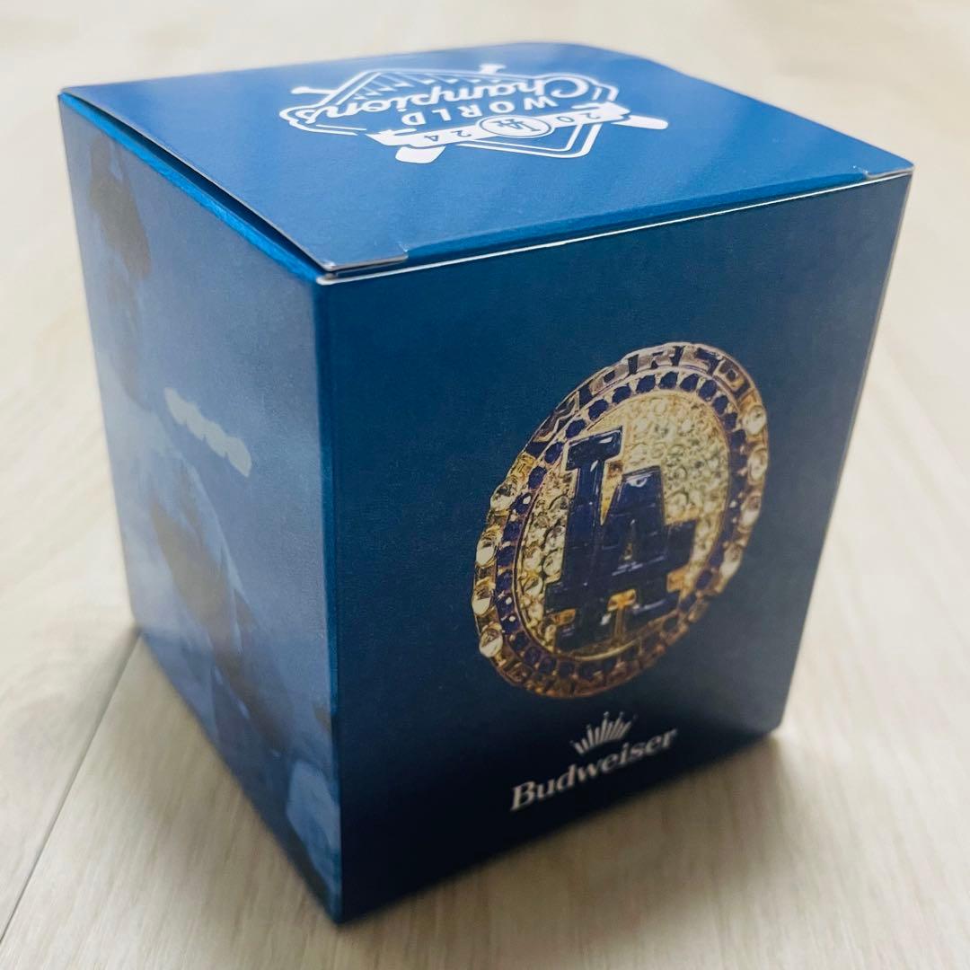 【新品未開封】ドジャース　フリーマン　ワールドチャンピオンリング & タオル