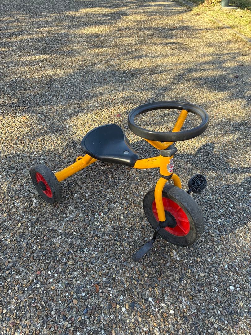 BorneLund 三輪車 黄色 赤ホイール