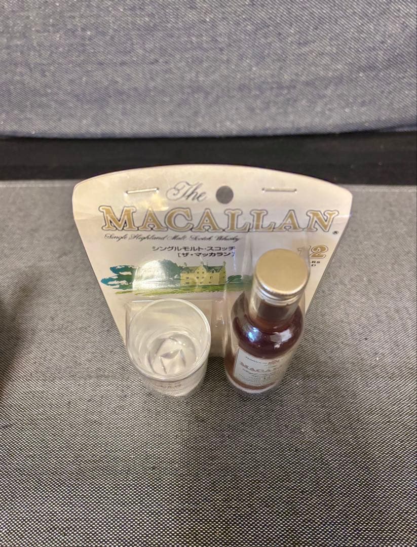 MACALLAN　マッカラン12年　ミニボトル　グラス・台紙付き　完全未開封