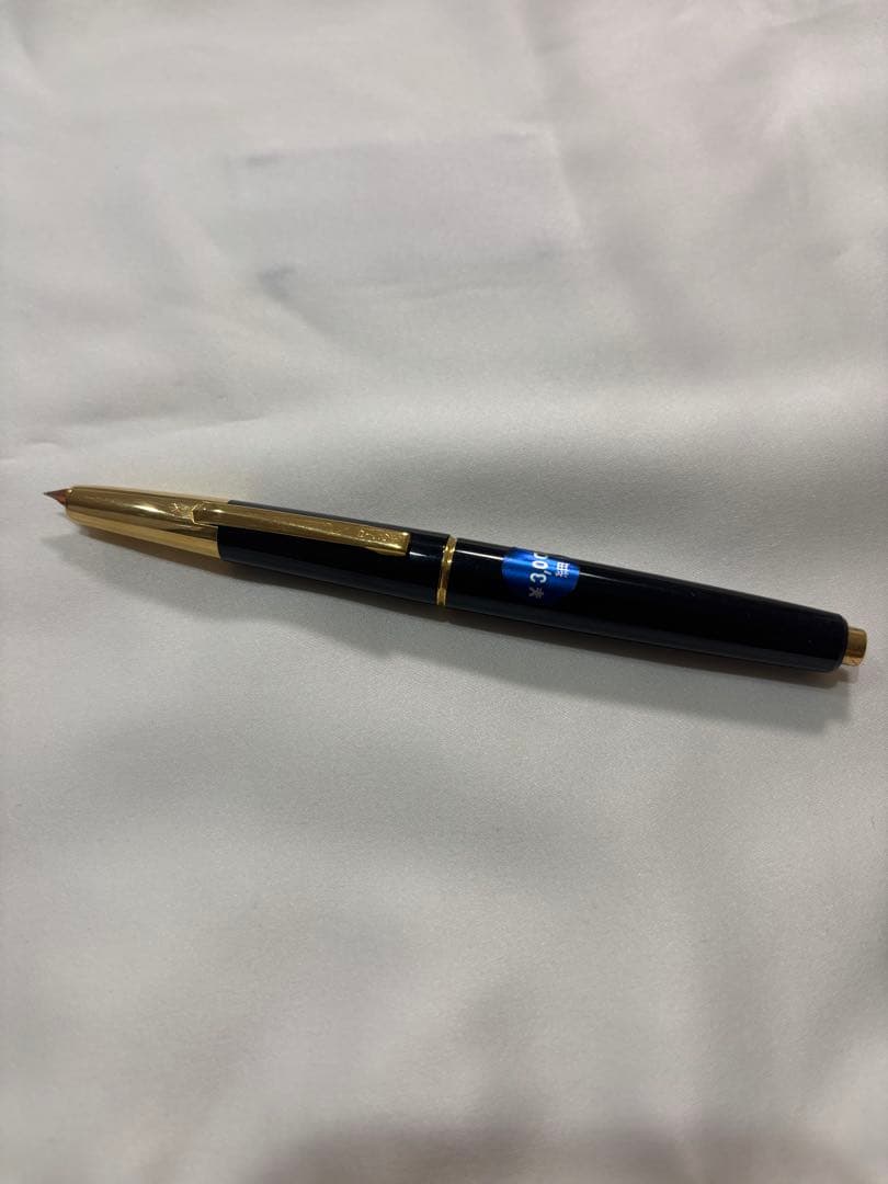 <希少> '70s新品PILOT ノック式万年筆　14K-585キャップレス