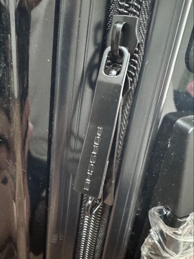 Porsche ブラックキャリーケース 中型