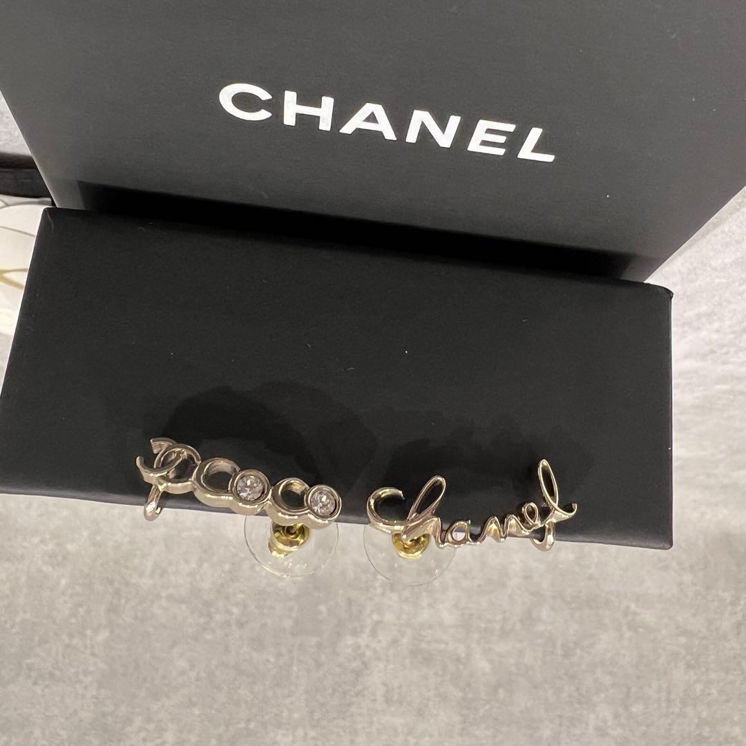 シャネルピアス　　イヤーカフ