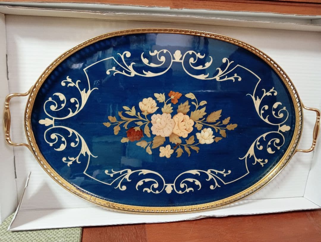 青い花柄の楕円形トレイ おぼん