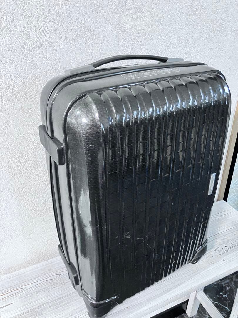 サムソナイト:クロノライト、約38L、超軽量、約1.96kg、機内持込可、