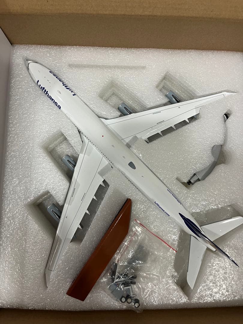 1/200 Jfox? Lufthansa A340-300 旧塗装