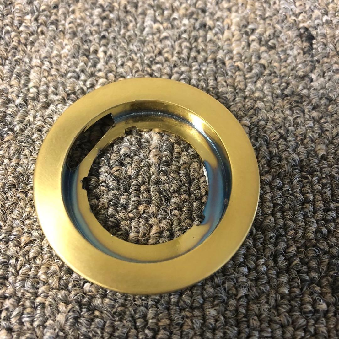 C73レア品✨ 金属製円形シャワーヘッド ドット模様 ゴールド