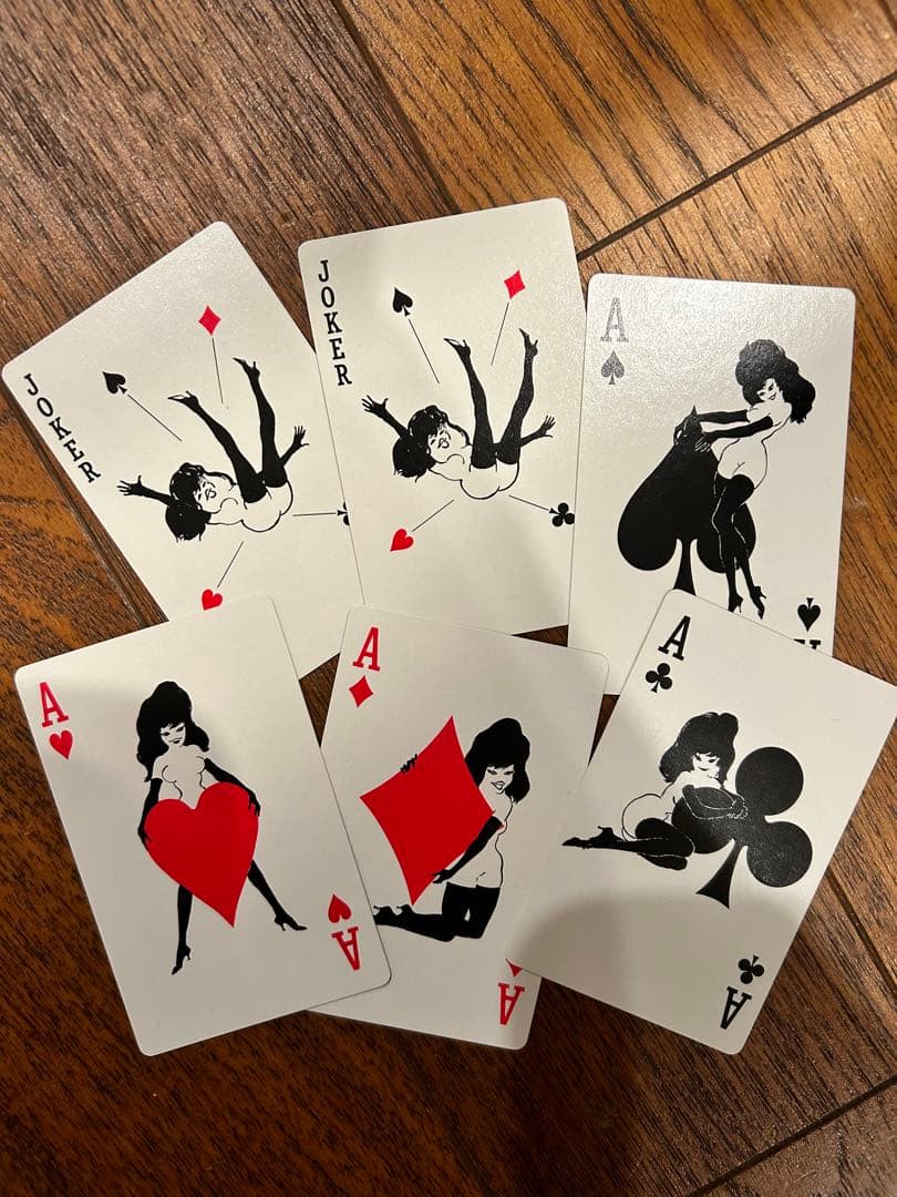 PLAYMATE Cardsトランプ