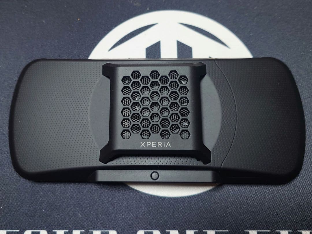 美品 Xperia Stream Gaming Gear XQZ-GG01