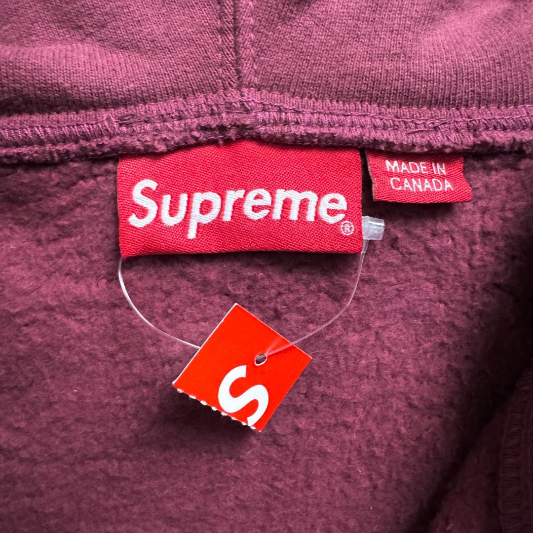 【桜色☆タグ付き☆スモールボックスロゴ】シュプリーム ジップパーカー即完売