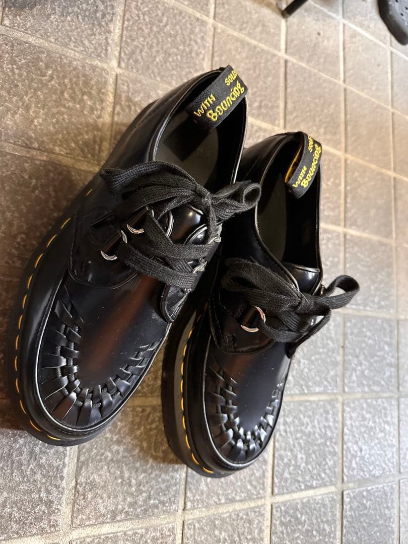 も*ー様 黒 厚底靴 ボードソール　Dr.Martin