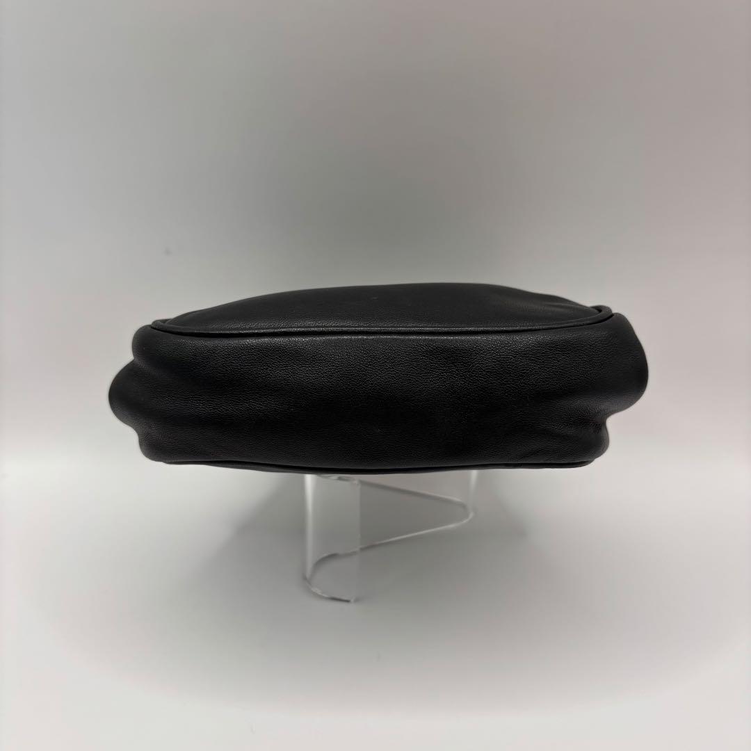 希少品　PRADA ケース　小銭入れ　ポーチ　ブラック　レザー　型押し