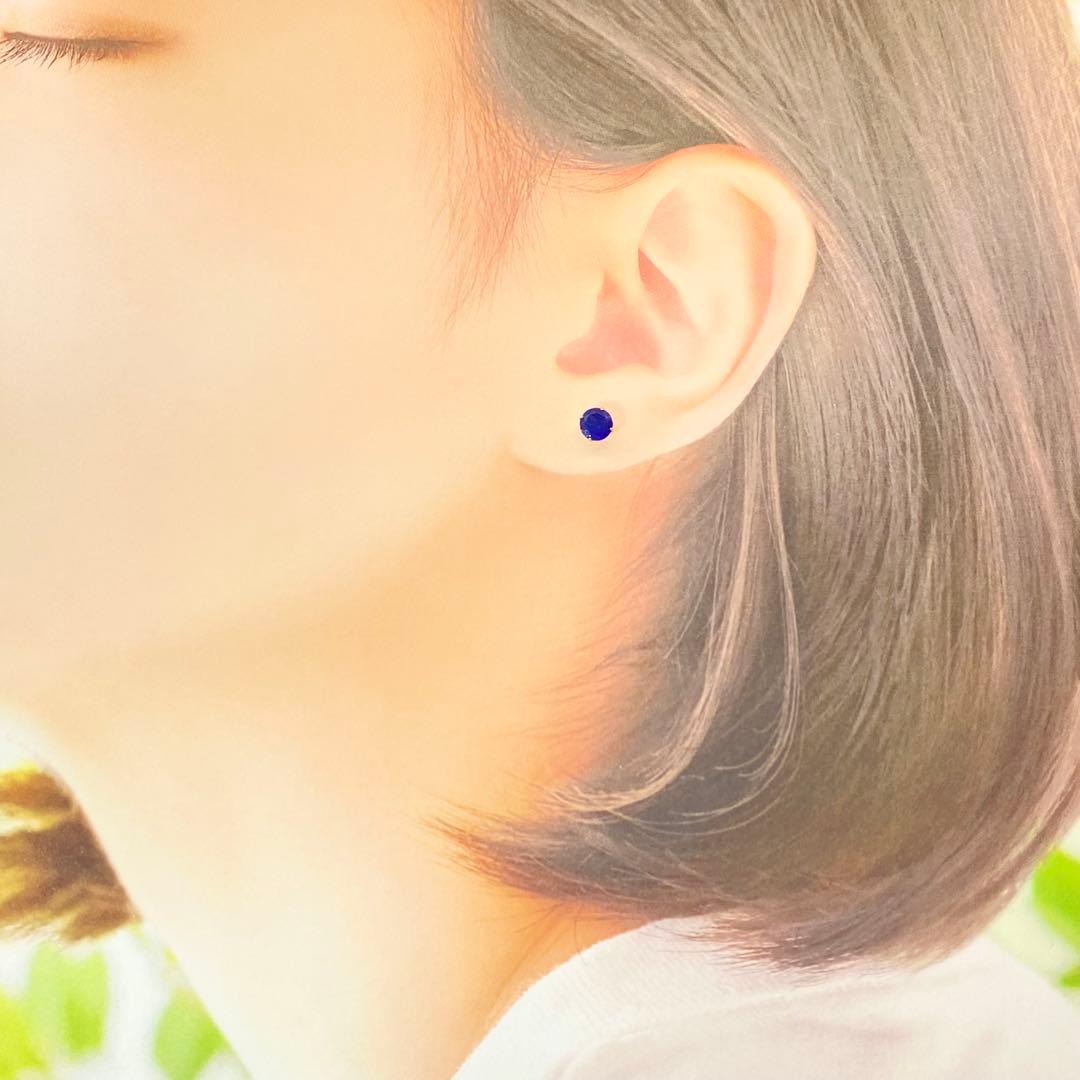 プラチナ　Pt900 pt 【日本製】　天然石　ブルーサファイア ポストピアス
