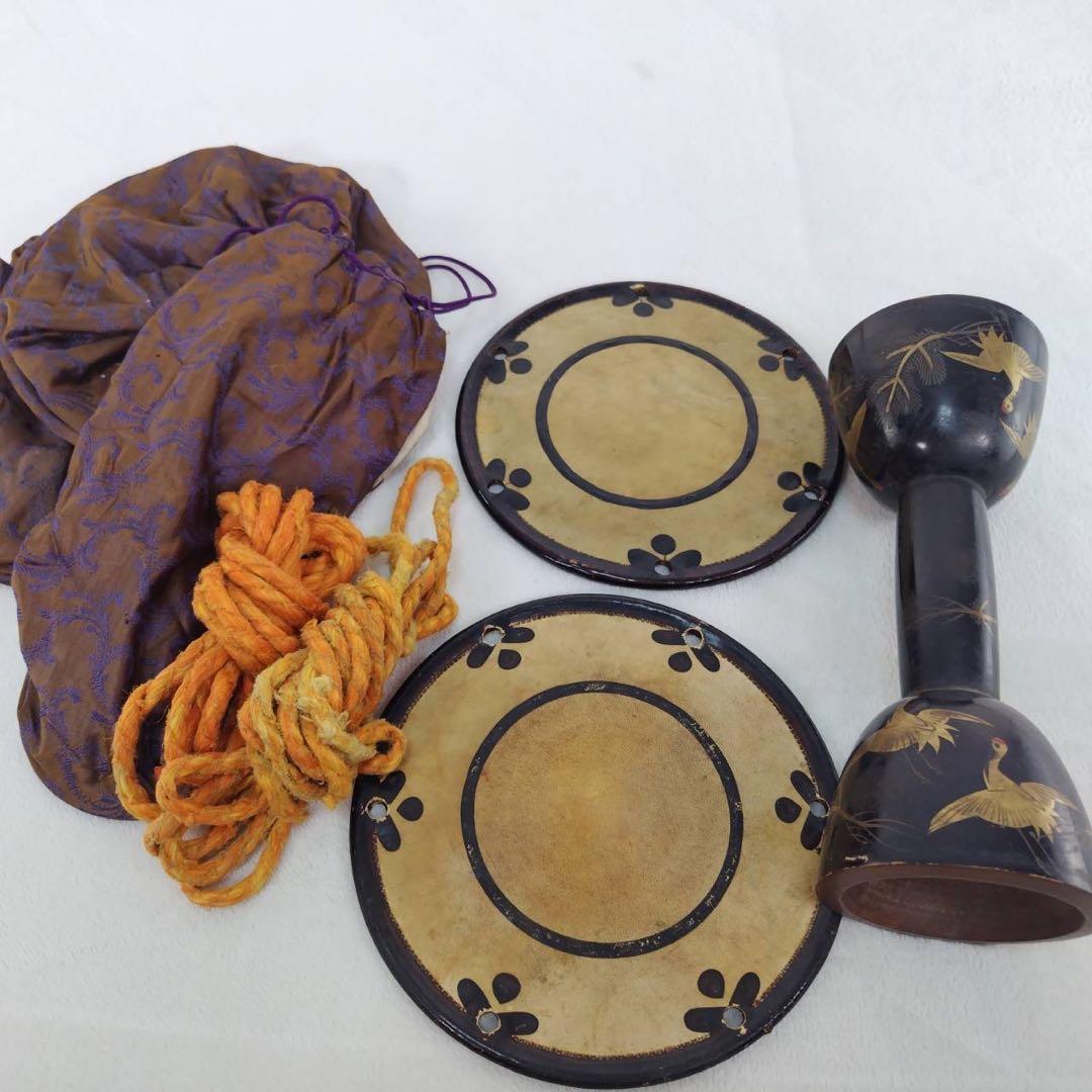 小鼓　鼓　和楽器　太鼓　締太鼓　能　歌舞伎　狂言　伝統芸能