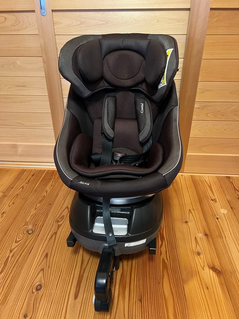 Combi クルムーヴスマート　ISOFIX jg-650 一部難あり