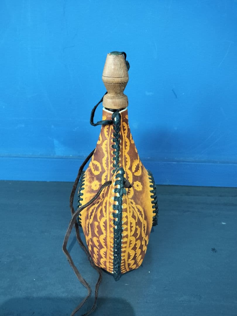 モンゴル スキットル 革