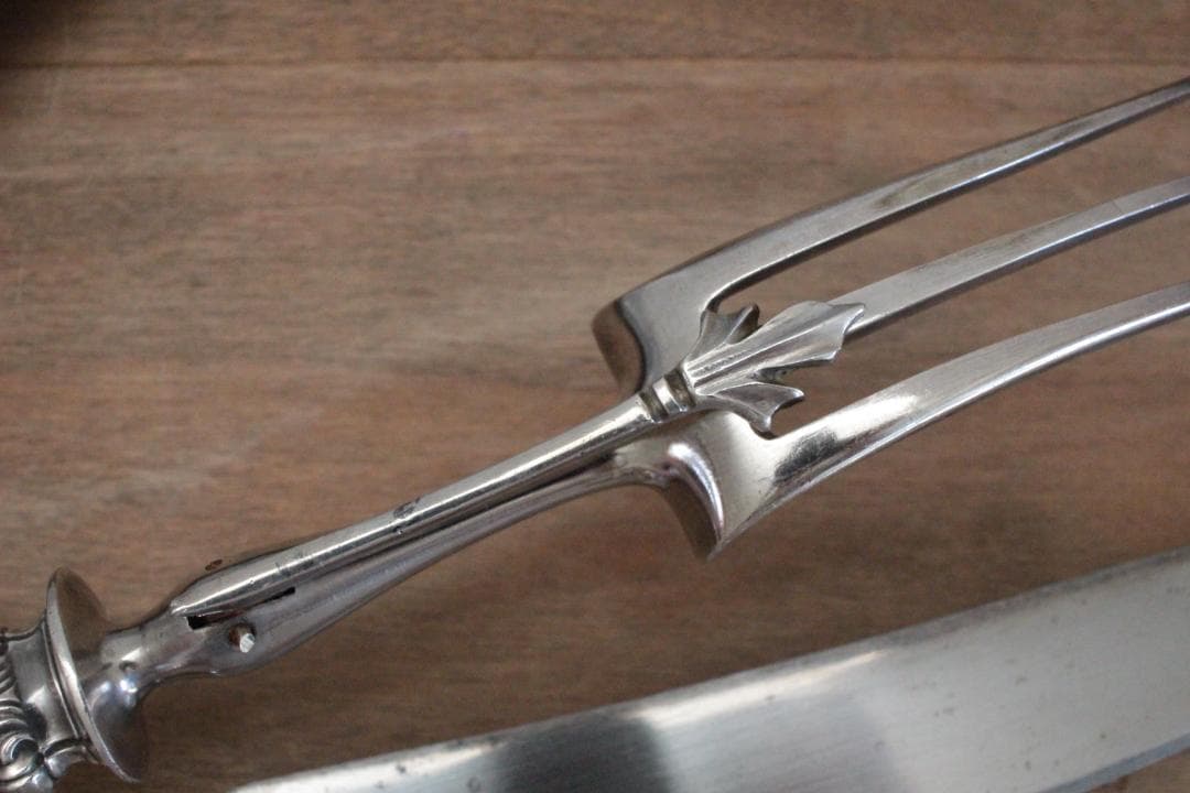 フレンチアンティーク・シルバー大型ナイフ&フォーク2本セット