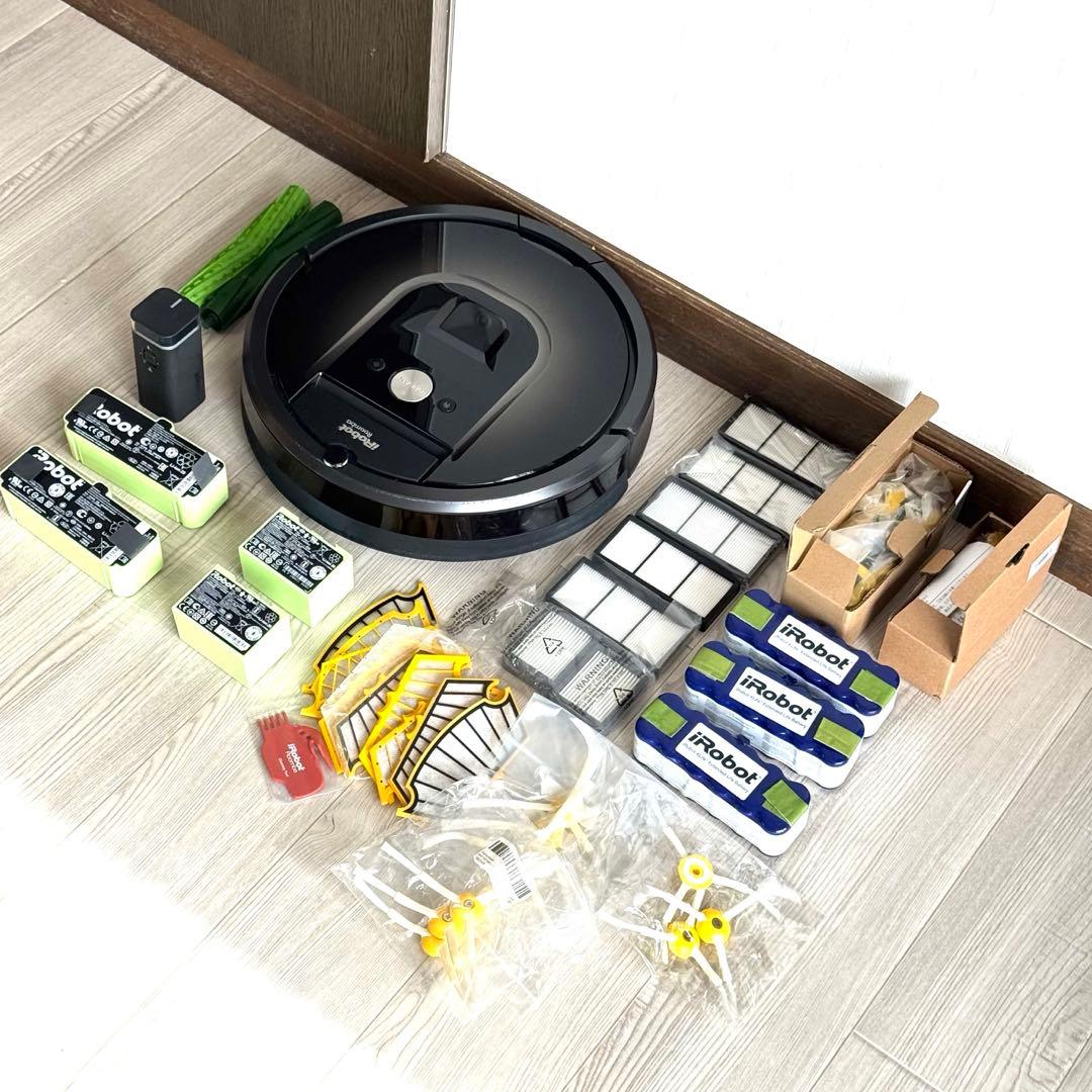 S*1様 おまけ大量！ iRobot Roomba ルンバ980 本体のみ ロボ