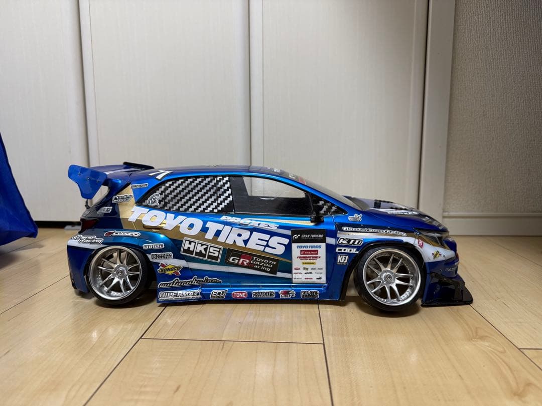 アディクション　GRカローラ　toyotires 松山北斗選手仕様