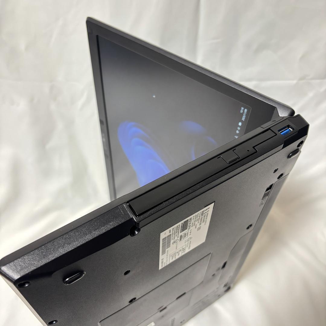 F07D【美品】15.6型FHD/i5第6世代/16GB/SSD512GB d