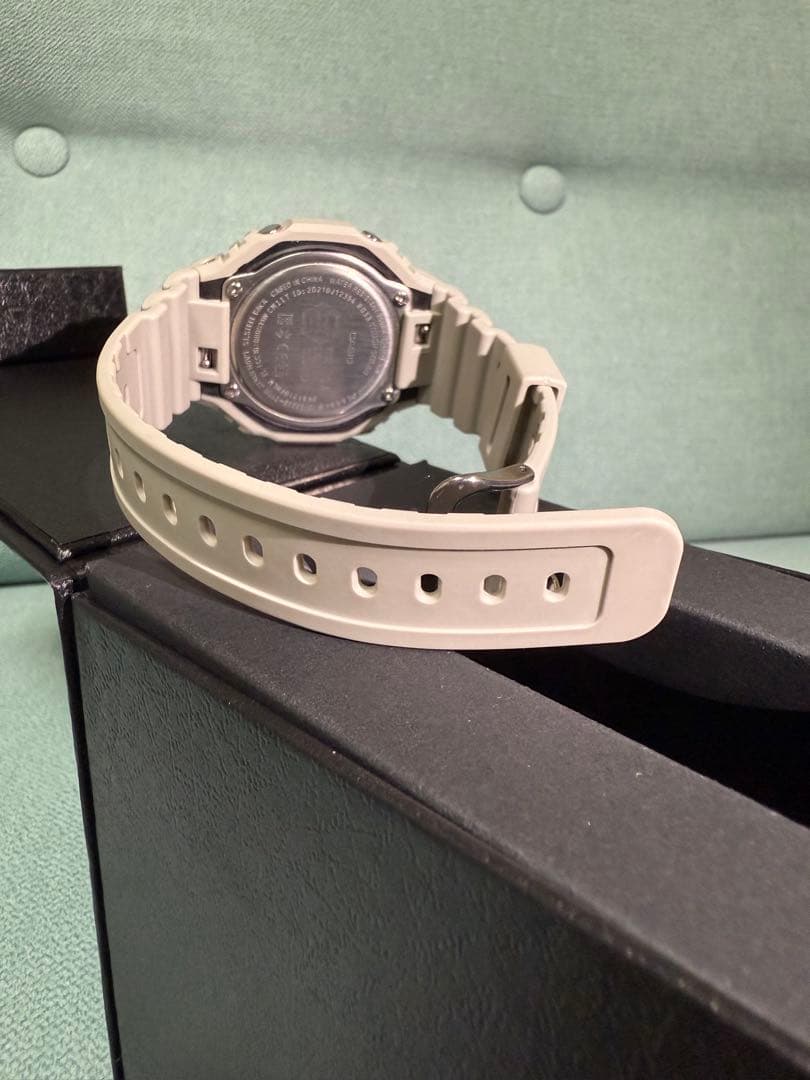 G-SHOCK アナログ腕時計 ベージュ