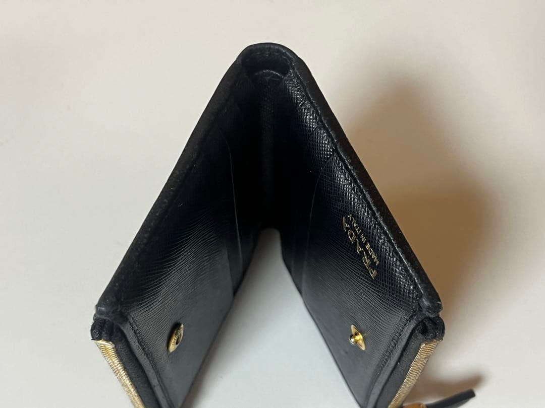 ☆最終値下げPRADA VITELLO MOVE 1ML024 黒 ヴィッテロ