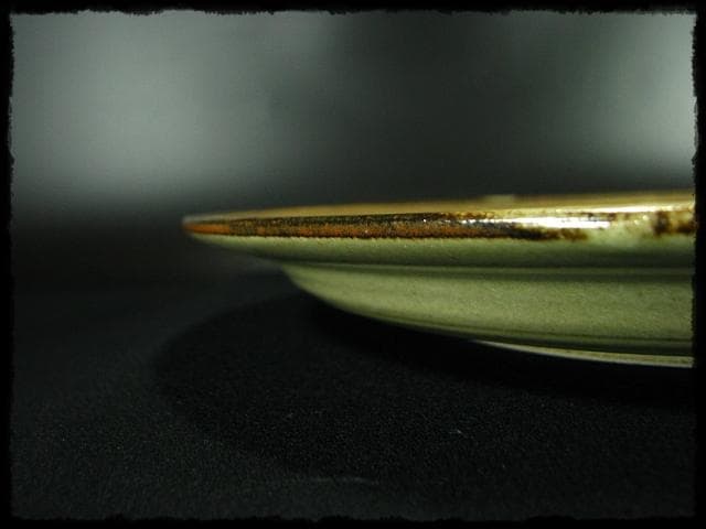 人間国宝 加藤 卓男 ペルシャ 鉄絵金彩 大皿 加藤幸兵衛 飾皿 c653