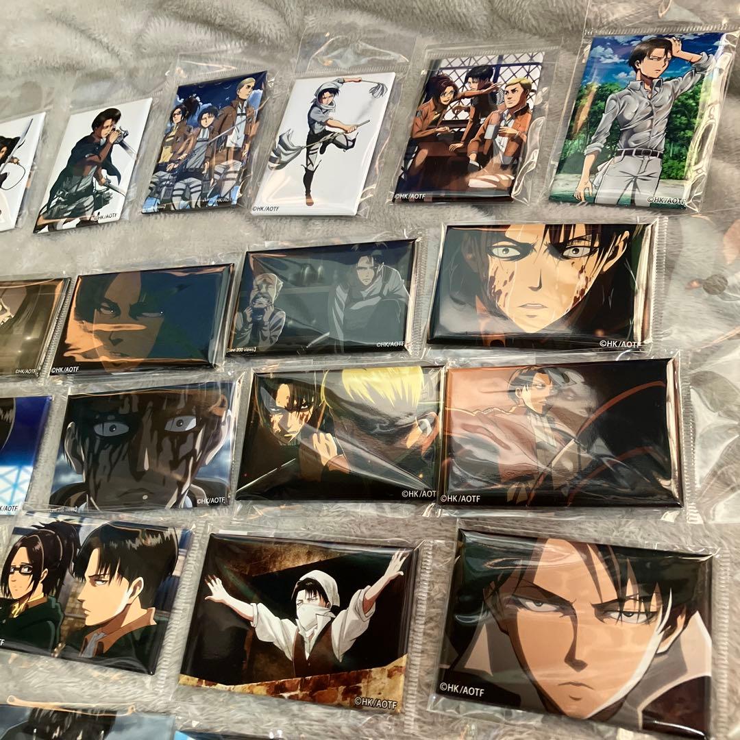 進撃の巨人　リヴァイ二百景　缶バ　99個まとめ売り