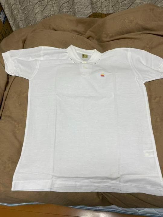 アップル純正　半袖ポロシャツ虹色リンゴ刺繍入と1997LaboFinder CD