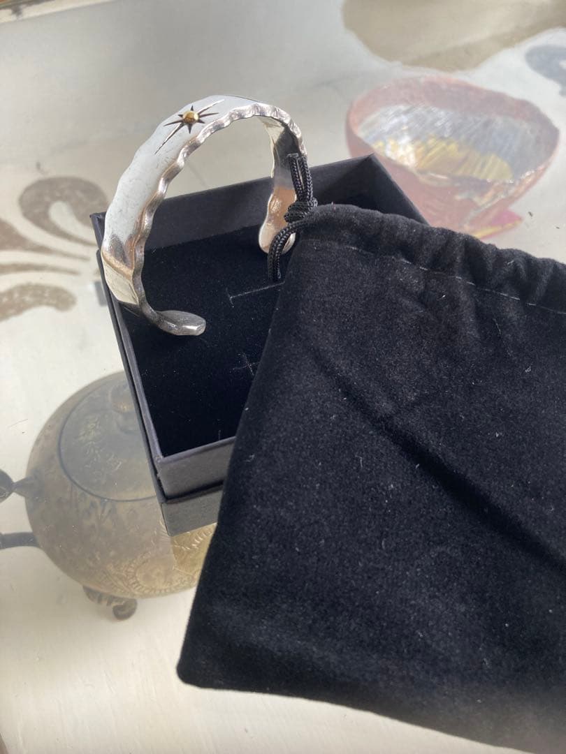 90sシルバーバングル｜925刻印×刻印×金のポイント｜インディアンジュエリー風