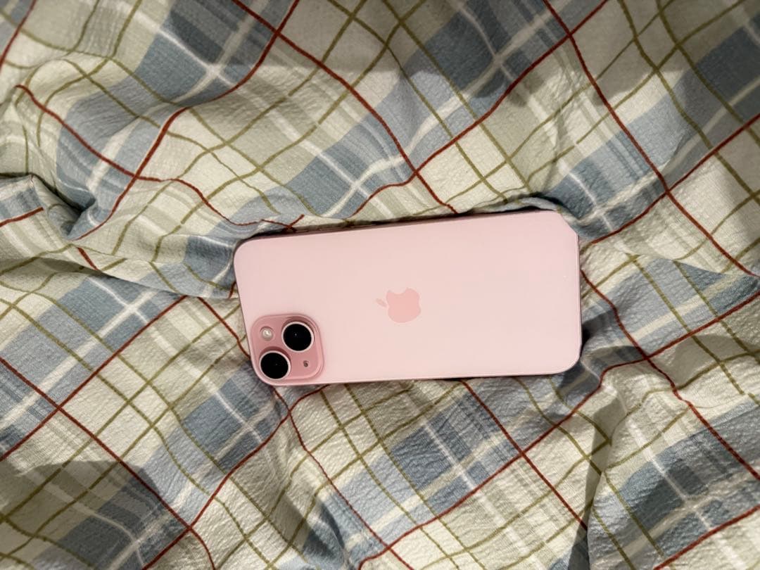 iPhone15 256 箱あり　ピンク