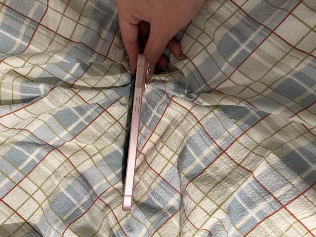 iPhone15 256 箱あり　ピンク