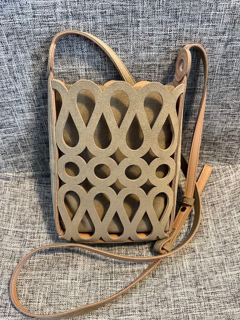 MARY AL TERNA / MAZE　ミニショルダー ベージュ