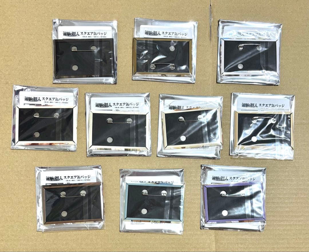 進撃の巨人　スイパラ　スクエア缶バッジ　コンプリートセット