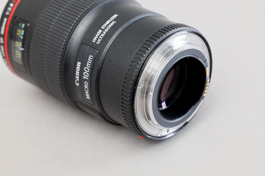キャノン　EF100mm F2.8L IS USM マクロ