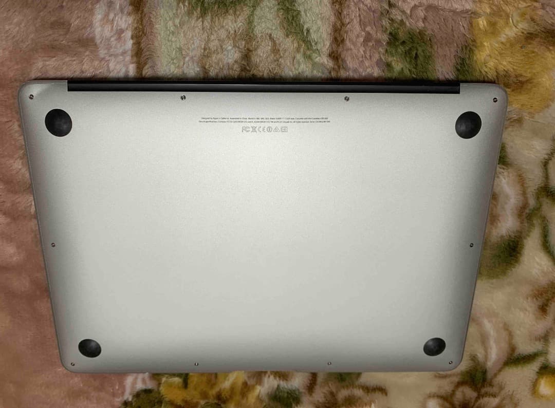 MacBook本体 MacBook Air (13-inch, Mid 2013)