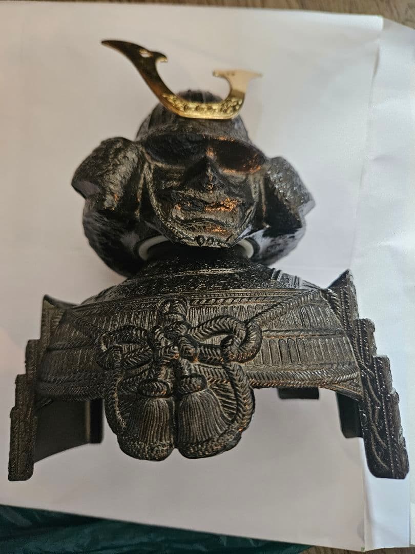 武士の頭部デザイン 鍔(つば)