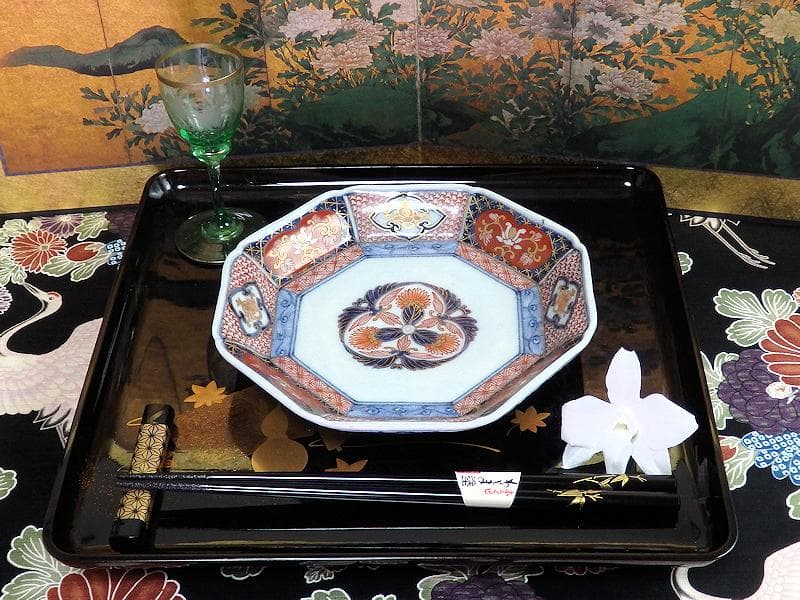 古伊万里　金襴手　毘沙門亀甲紋に花の図　八角６寸皿　江戸期N934AS-CYw