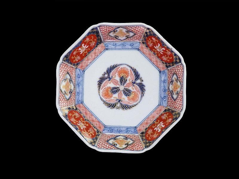 古伊万里　金襴手　毘沙門亀甲紋に花の図　八角６寸皿　江戸期N934AS-CYw