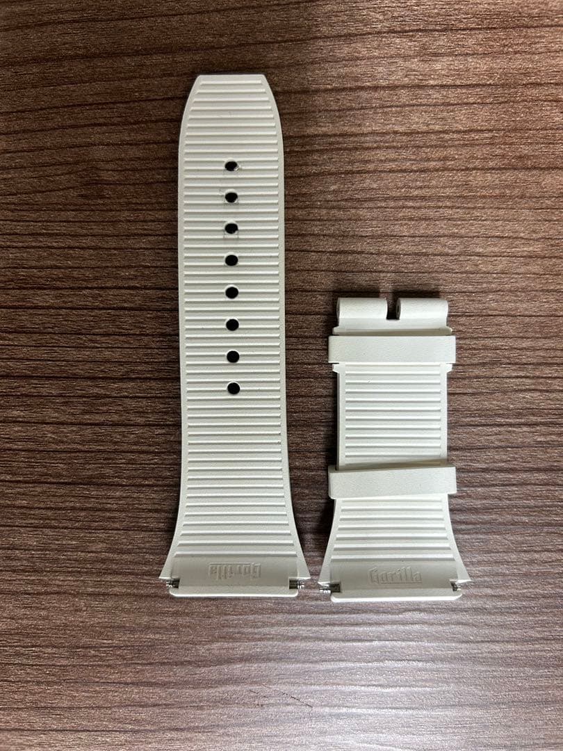 ゴリラウォッチ　ホワイト　ラバーベルト