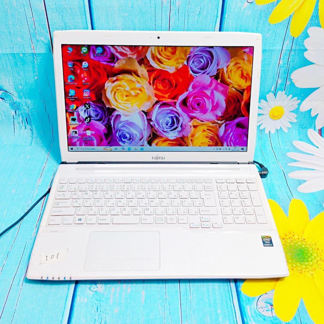 corei7✨Windows10✨すぐ使える 薄型ノートPC✨爆速SSD✨設定済